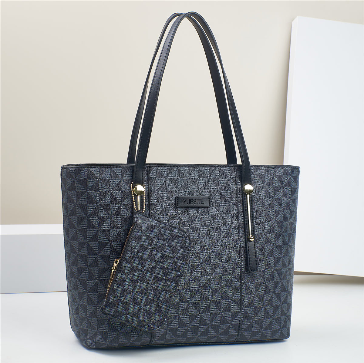Signature Print Shoulder Tote with Hanging Pouch (9565)