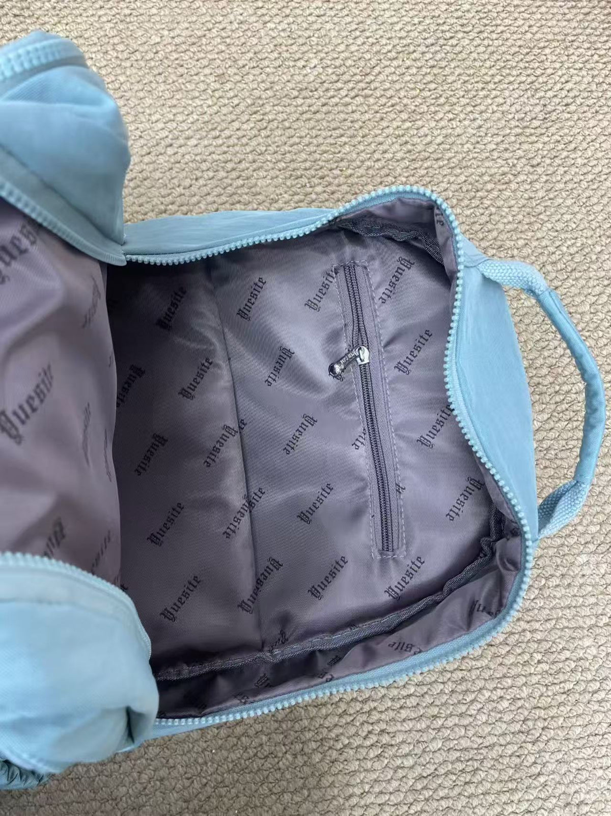Women’s Lightweight Multi-Compartment Backpack (2047)