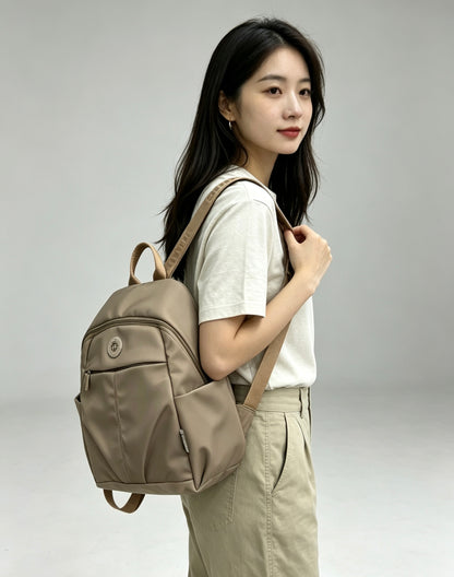 Women’s Lightweight Multi-Compartment Backpack (2037)