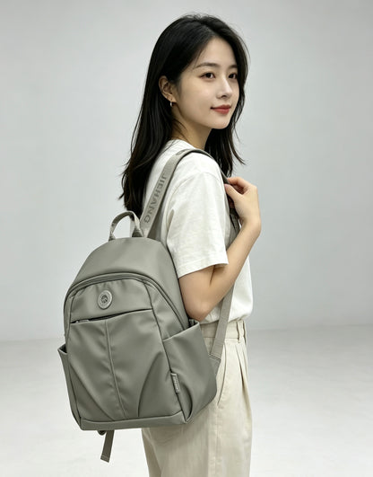 Women’s Lightweight Multi-Compartment Backpack (2037)