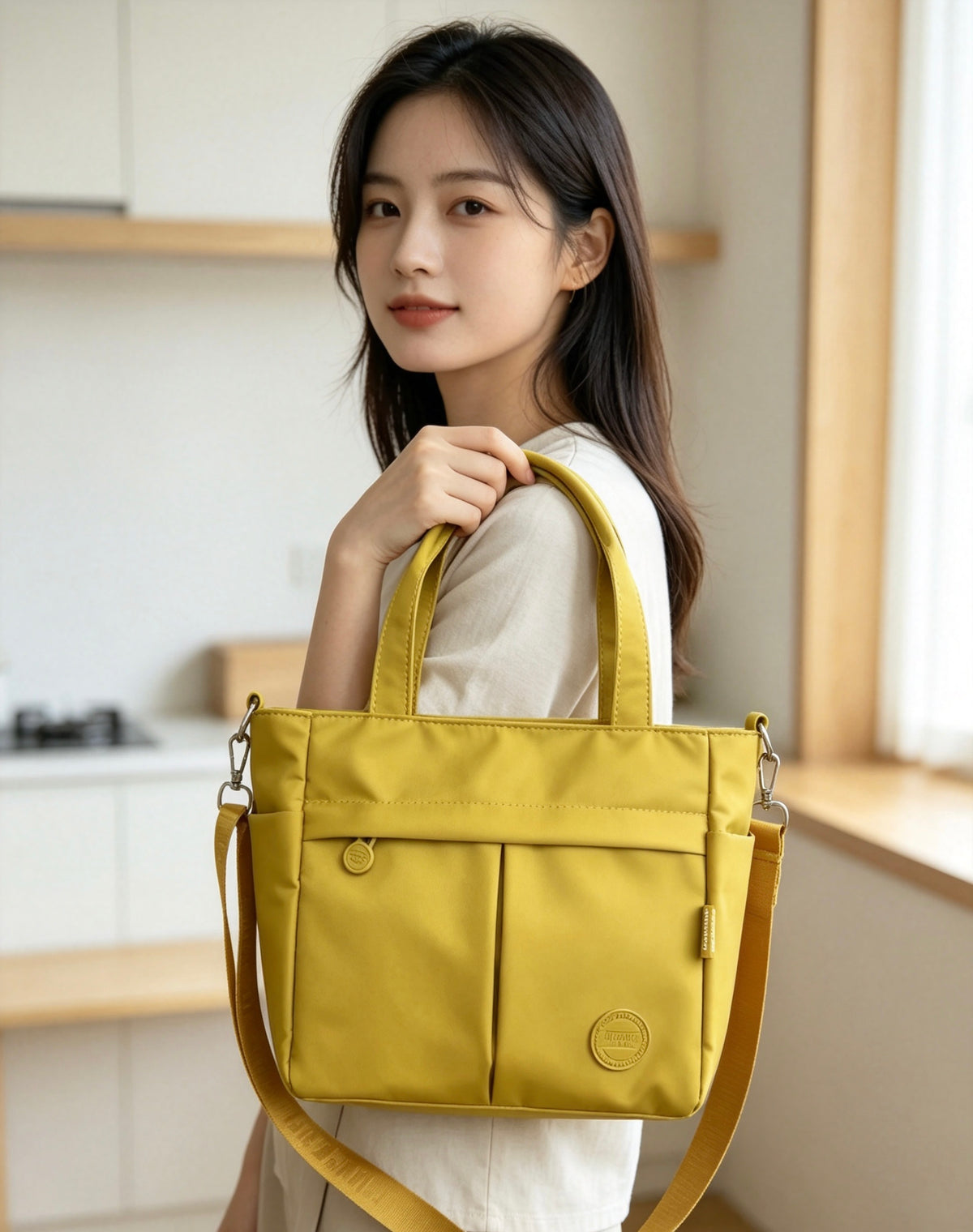 Women’s Lightweight Multi-Compartment Bag with Detachable Strap (2033)